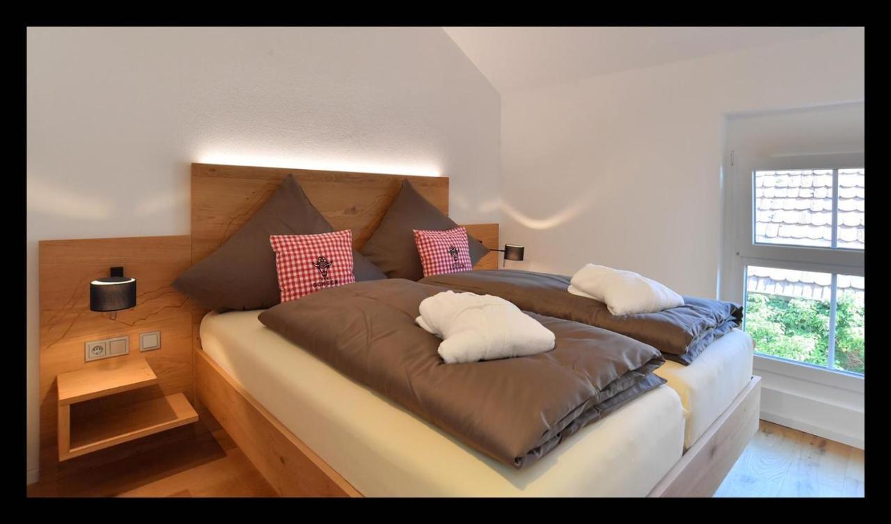 Der Ochsen Aparthotel Kappel-Grafenhausen Exteriör bild