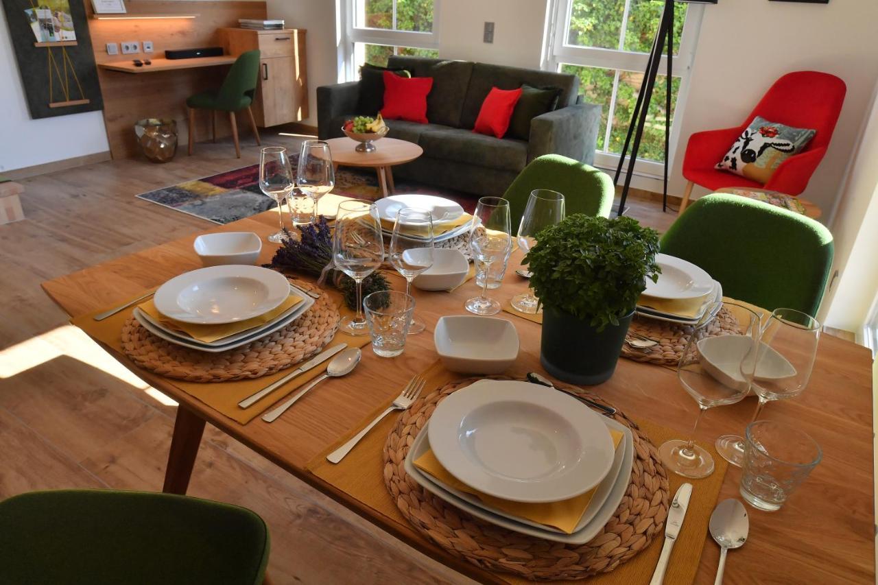 Der Ochsen Aparthotel Kappel-Grafenhausen Exteriör bild