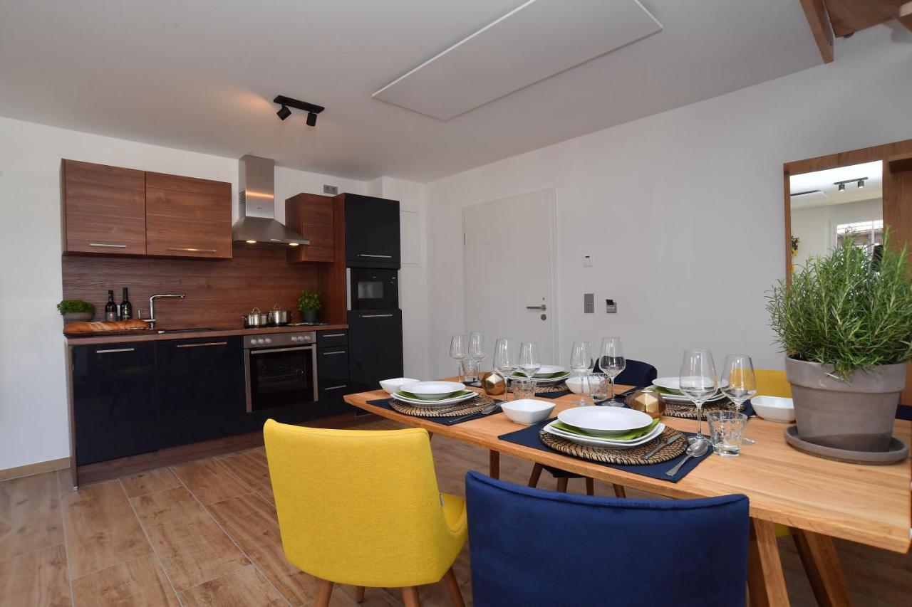 Der Ochsen Aparthotel Kappel-Grafenhausen Exteriör bild
