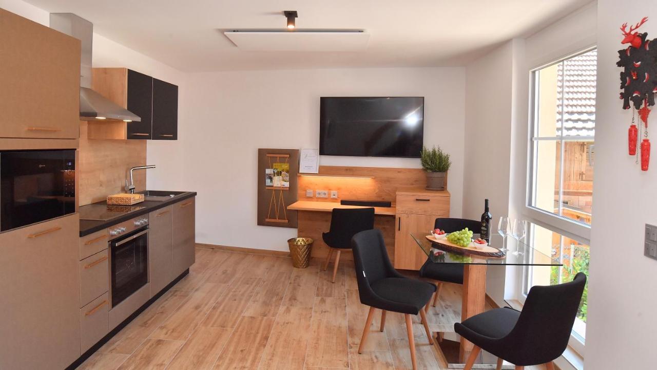 Der Ochsen Aparthotel Kappel-Grafenhausen Exteriör bild