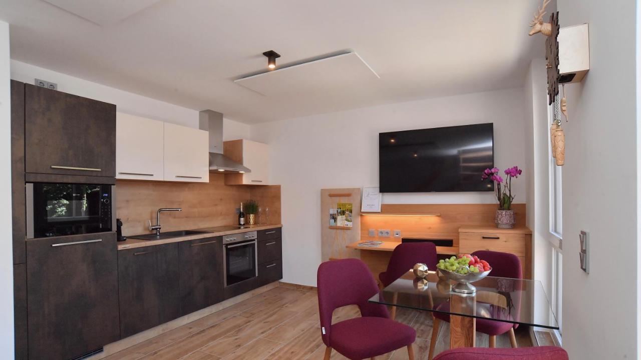 Der Ochsen Aparthotel Kappel-Grafenhausen Exteriör bild