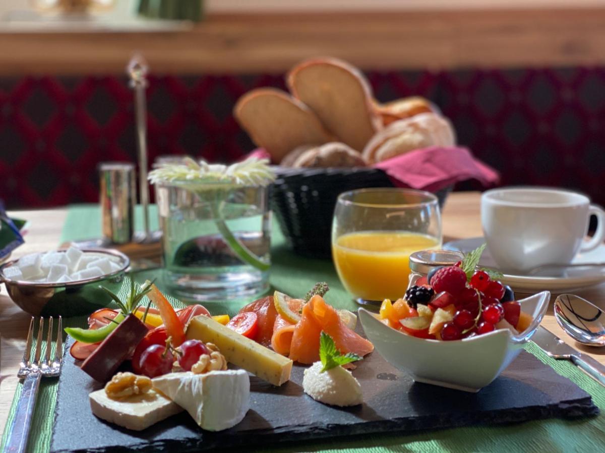 Der Ochsen Aparthotel Kappel-Grafenhausen Exteriör bild